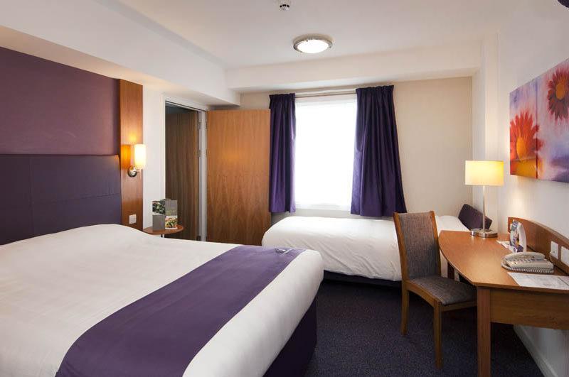 Premier Inn Maidstone Esterno foto